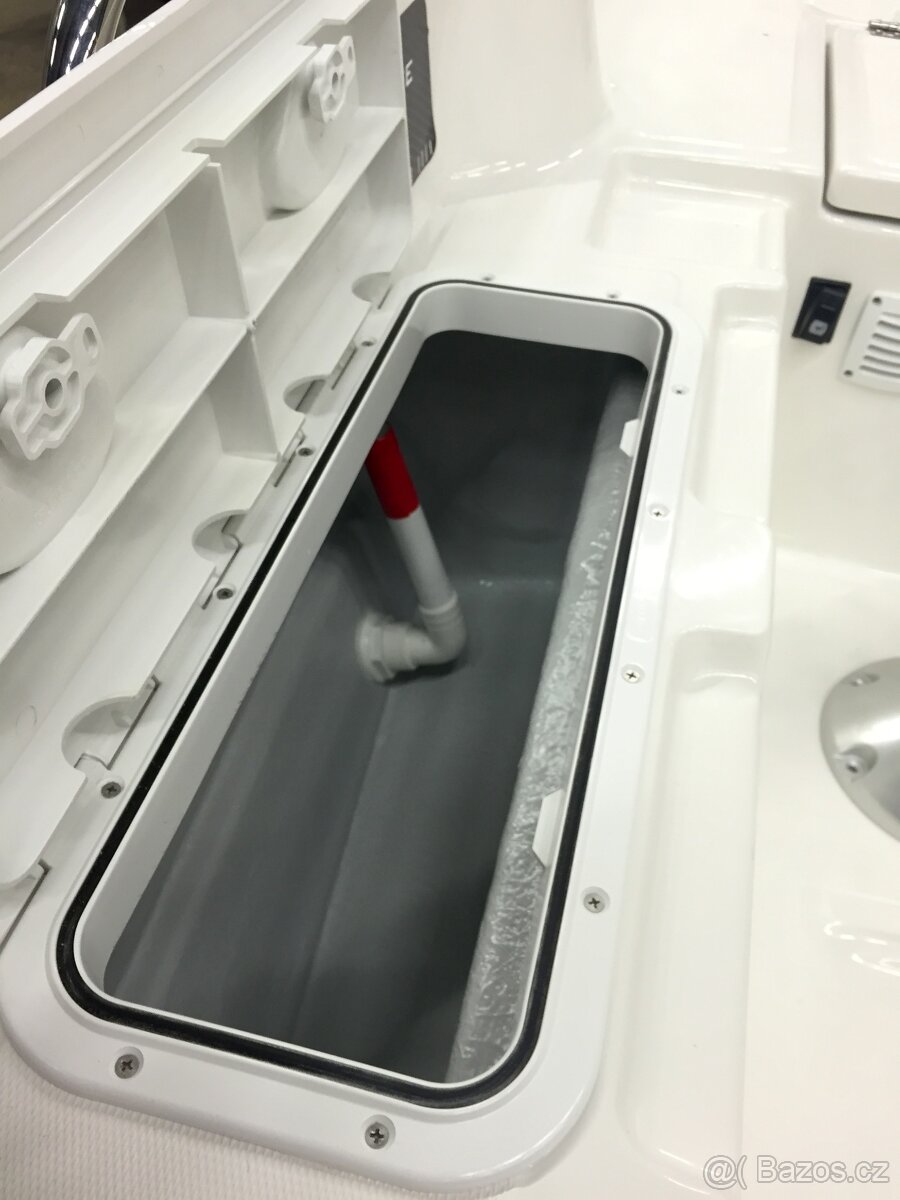 Rybářská loď SCANDICA Vertical 440 - 4