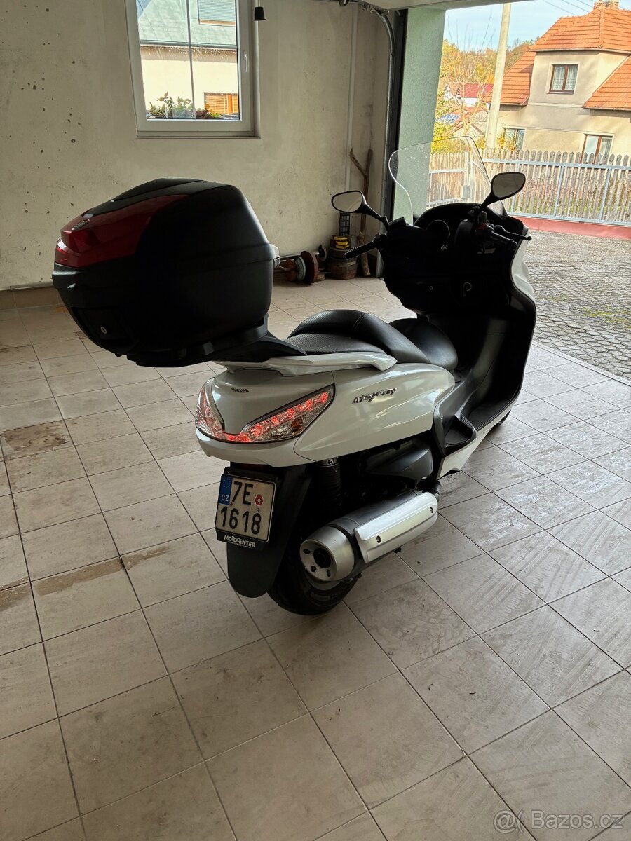 Yamaha YP400 Majesty - 4