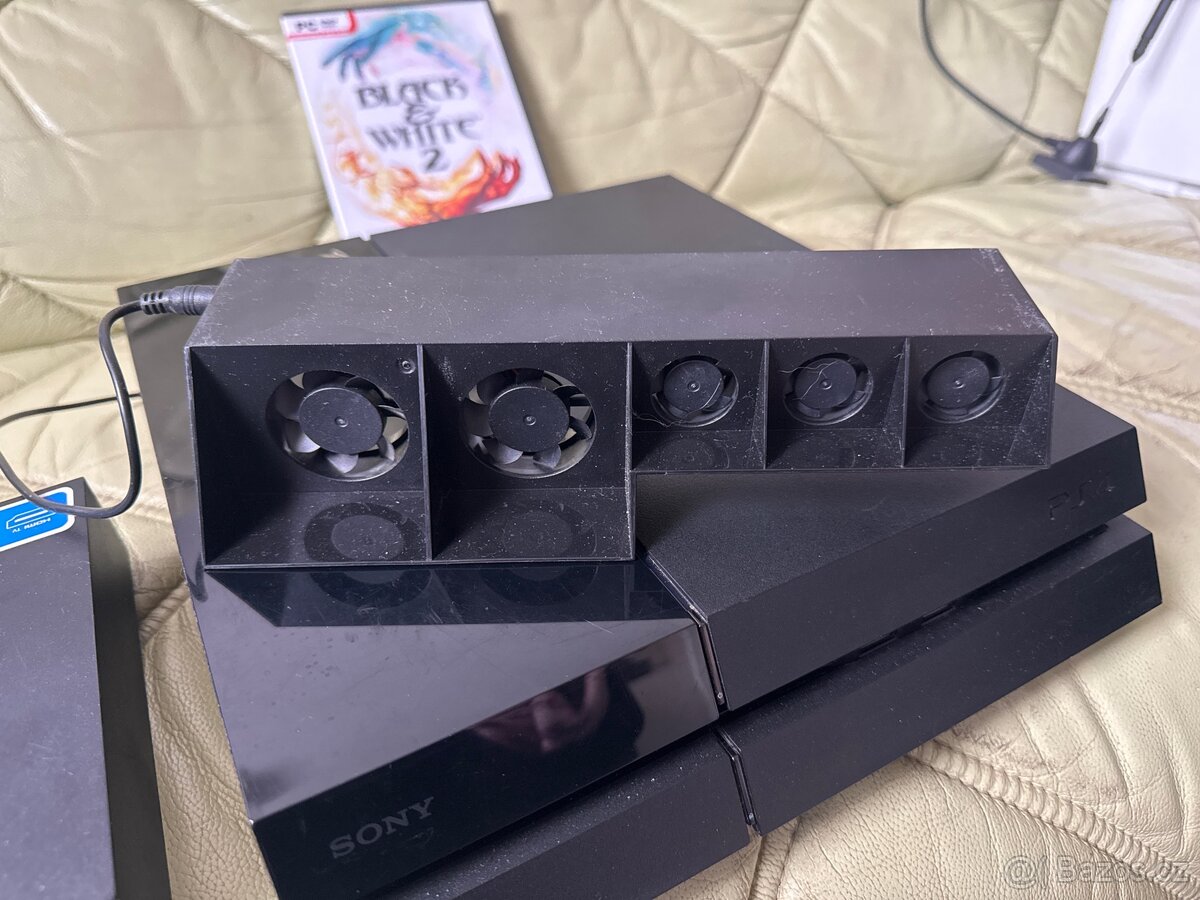 Play station 4 500GB + PS TV + ovladač + kabely - komplet - 4