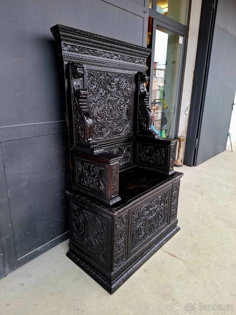 Starožitný královský trůn - 4