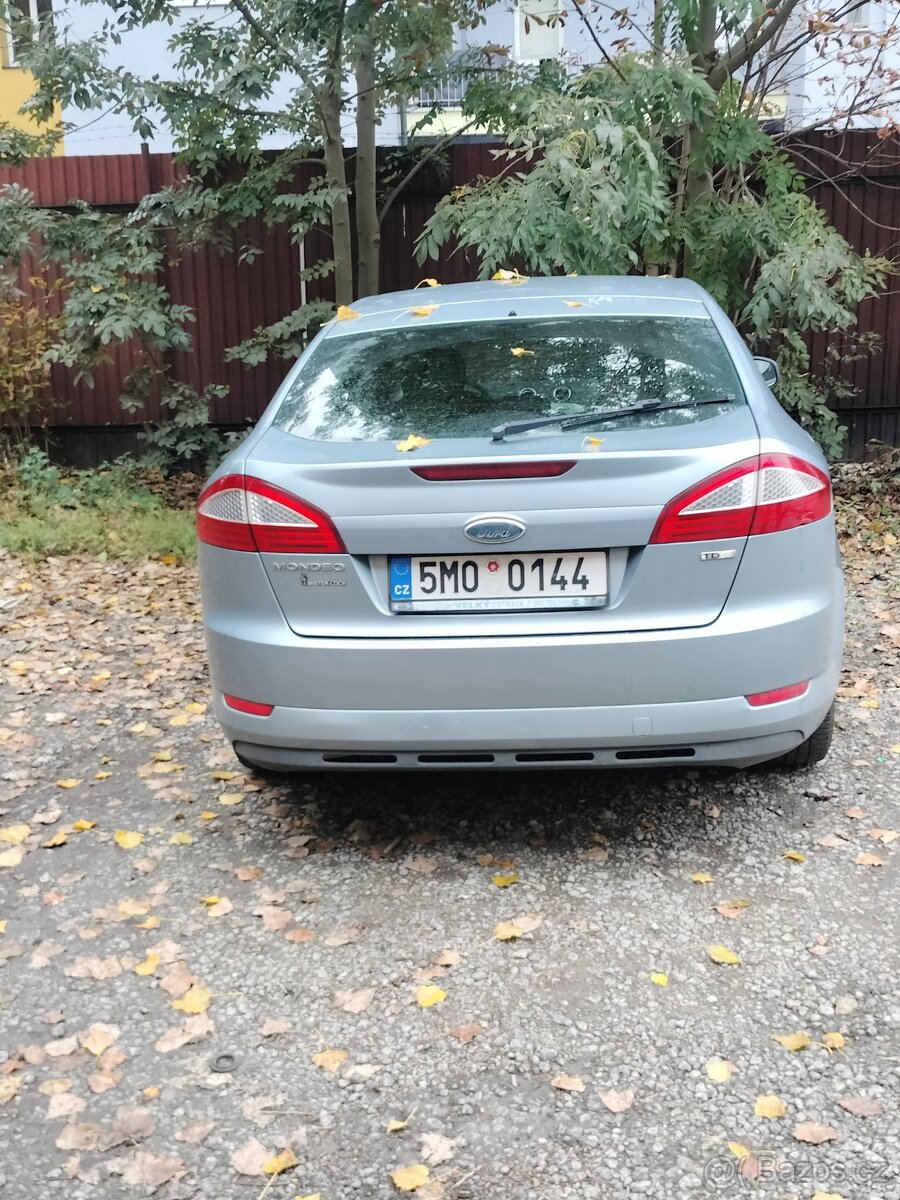 Předám Ford Mondeo 4 - 4