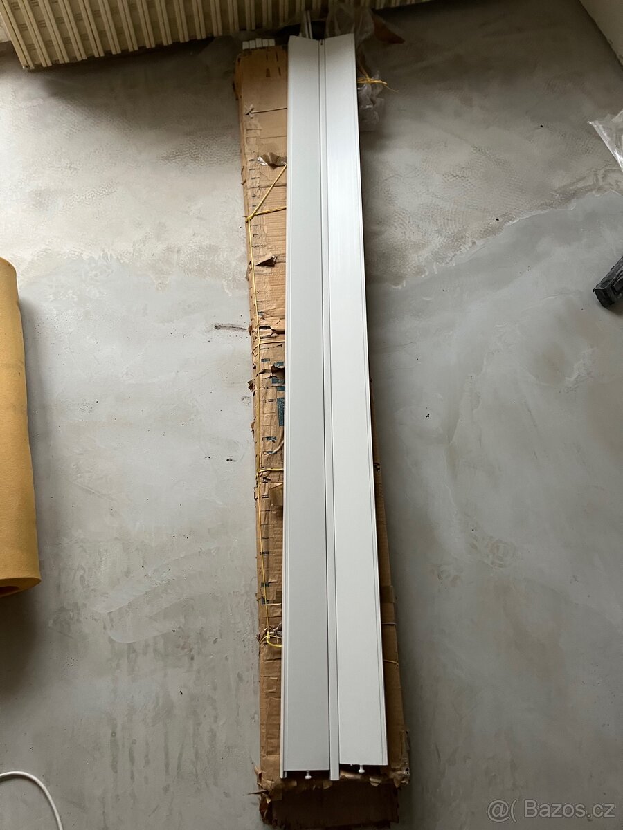 Shrnovací dveře/ zástěna, bílá 220x250cm - 4