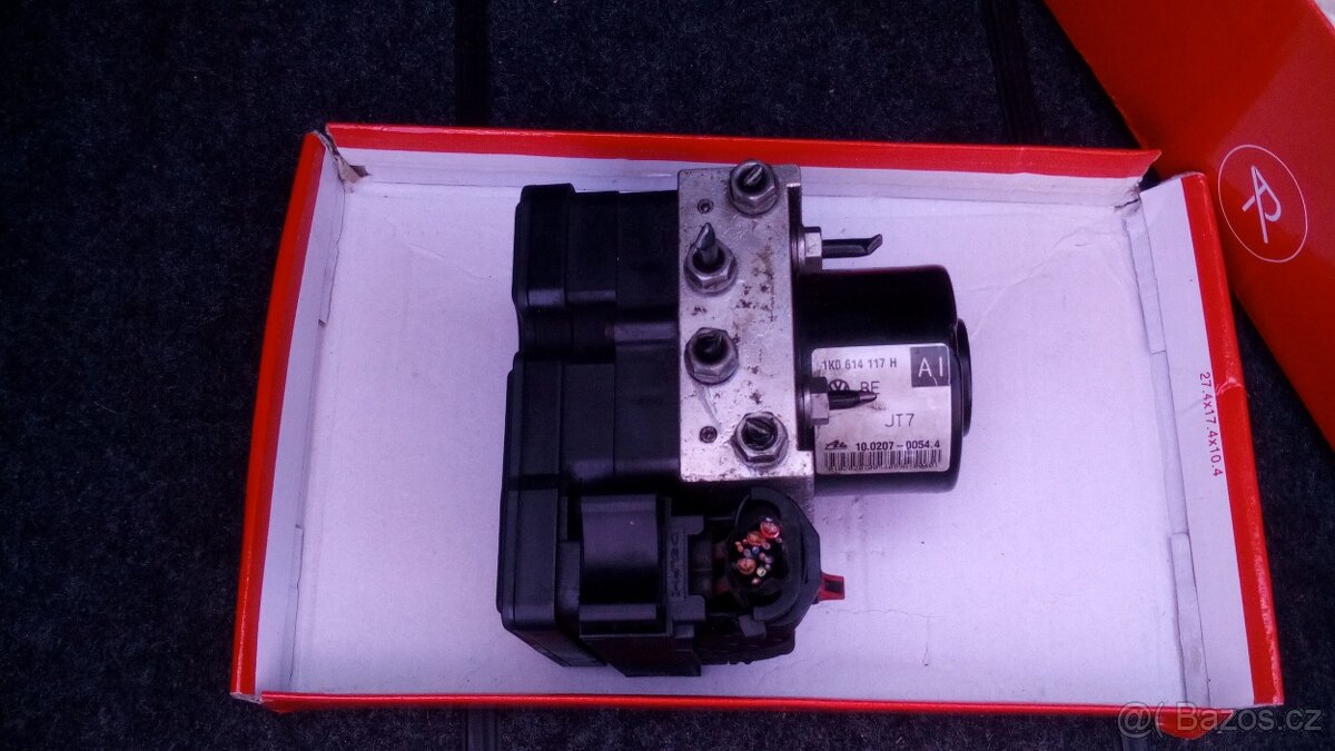 Škoda Octavia II - ŘJ/čerpadlo/kostka ABS - 4