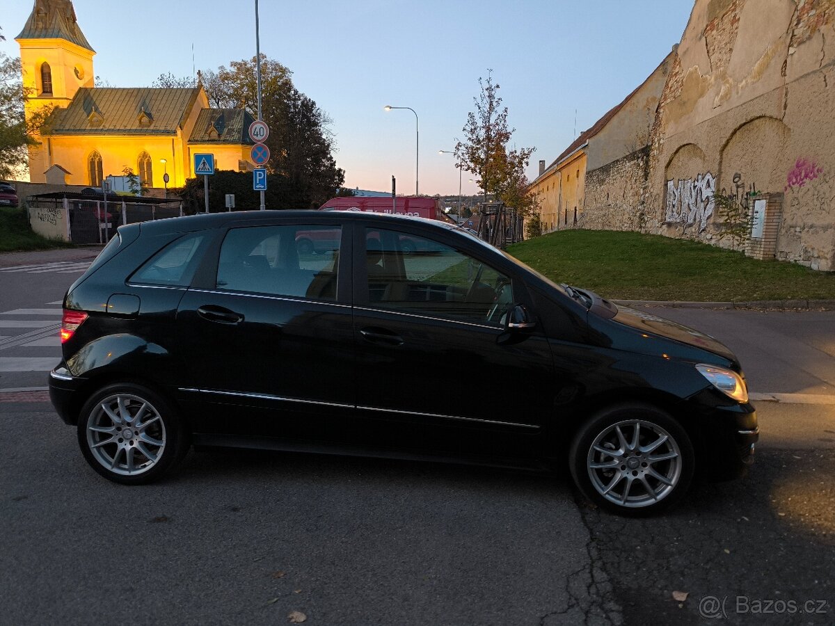Mercedes B 180 CDi klima výhřev sedadel, park.systém,tempoma - 4