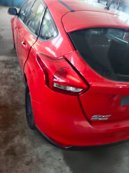 Prodam náhradní díly FORD FOCUS 2015 - 4