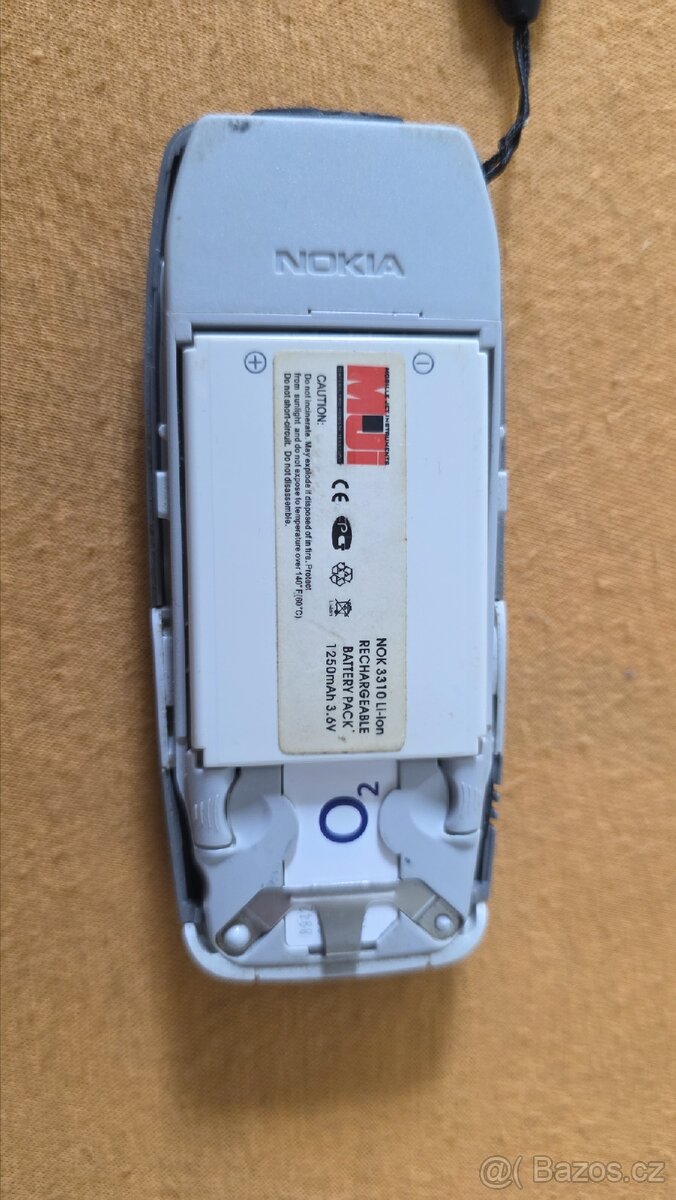 Nokia 3310 - 4