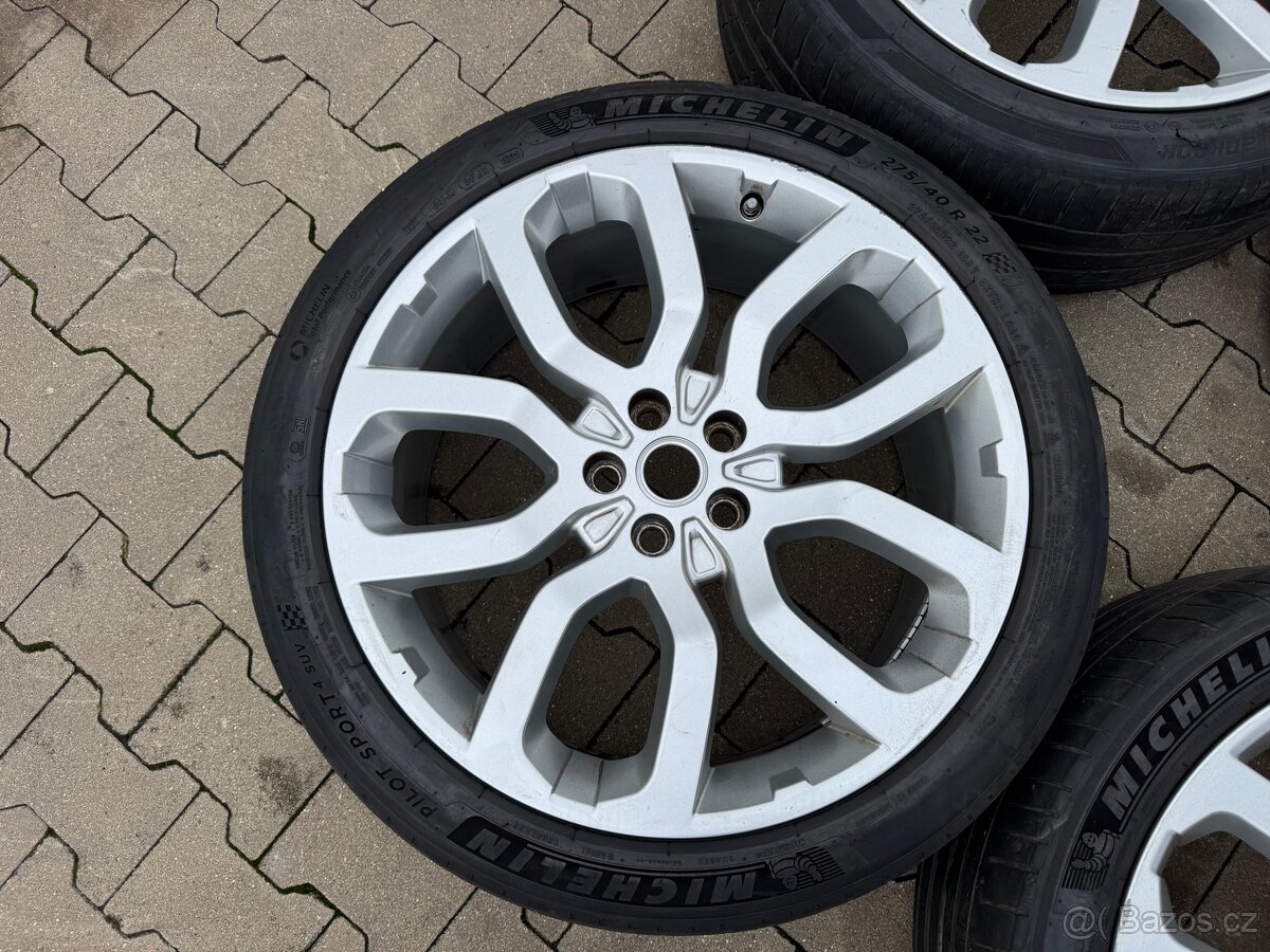 Range Rover Original 275/40 R22