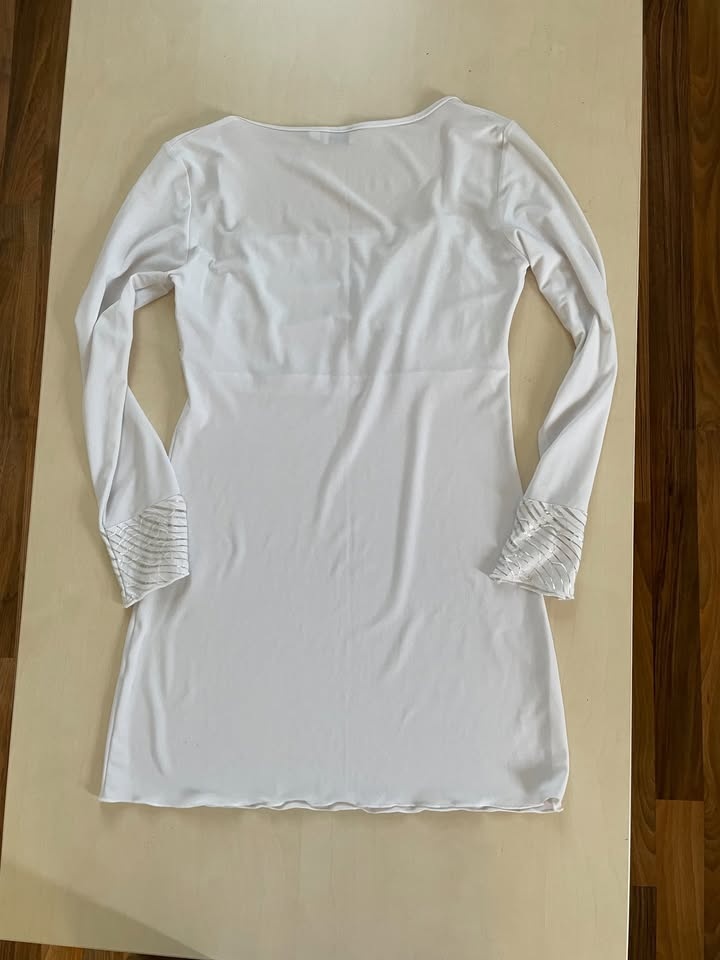 Delší top s řesení a stříbřením, vel M i méně volně, Exclus - 4