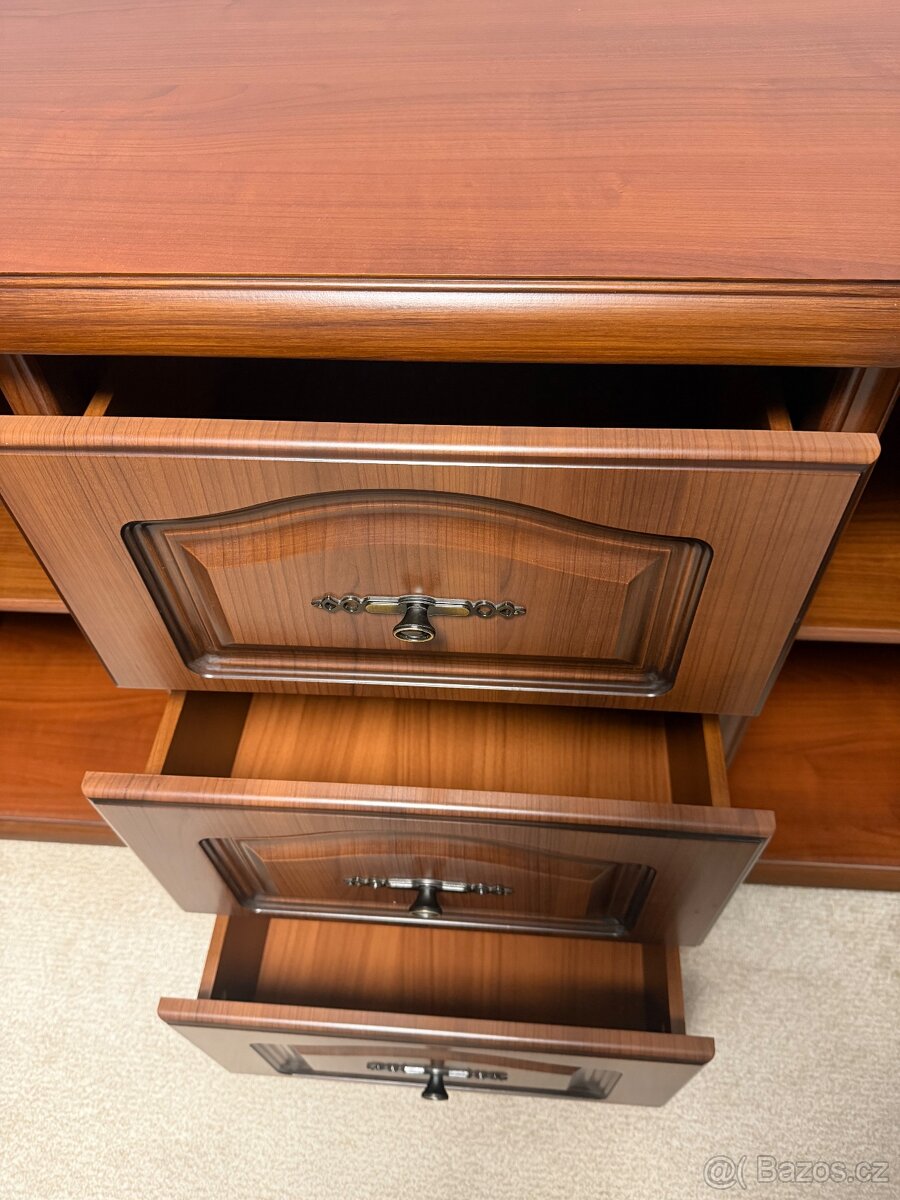 Nábytková sestava - 4