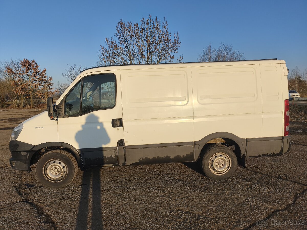 Iveco Daily 2012 35s13 L2H1 - 4