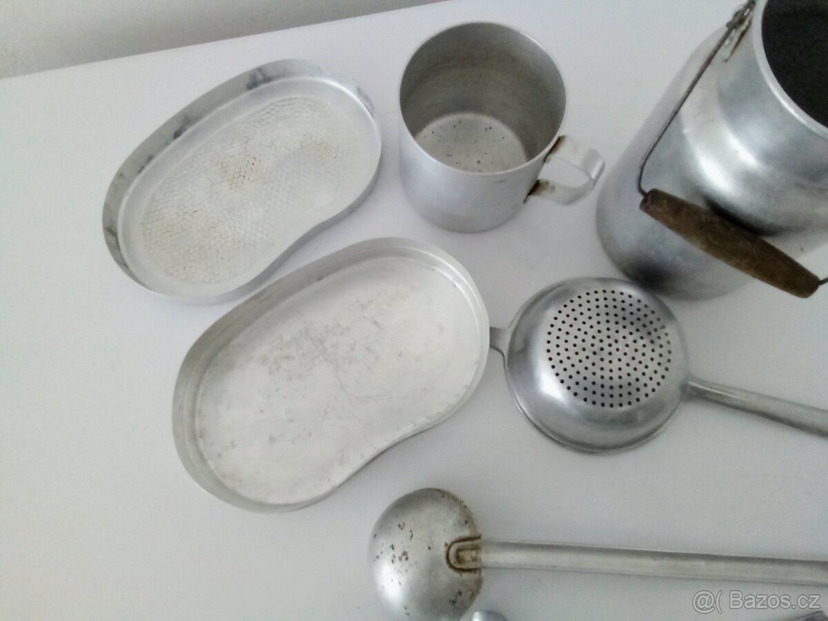 Hliníkové, staré, nádobí - 4