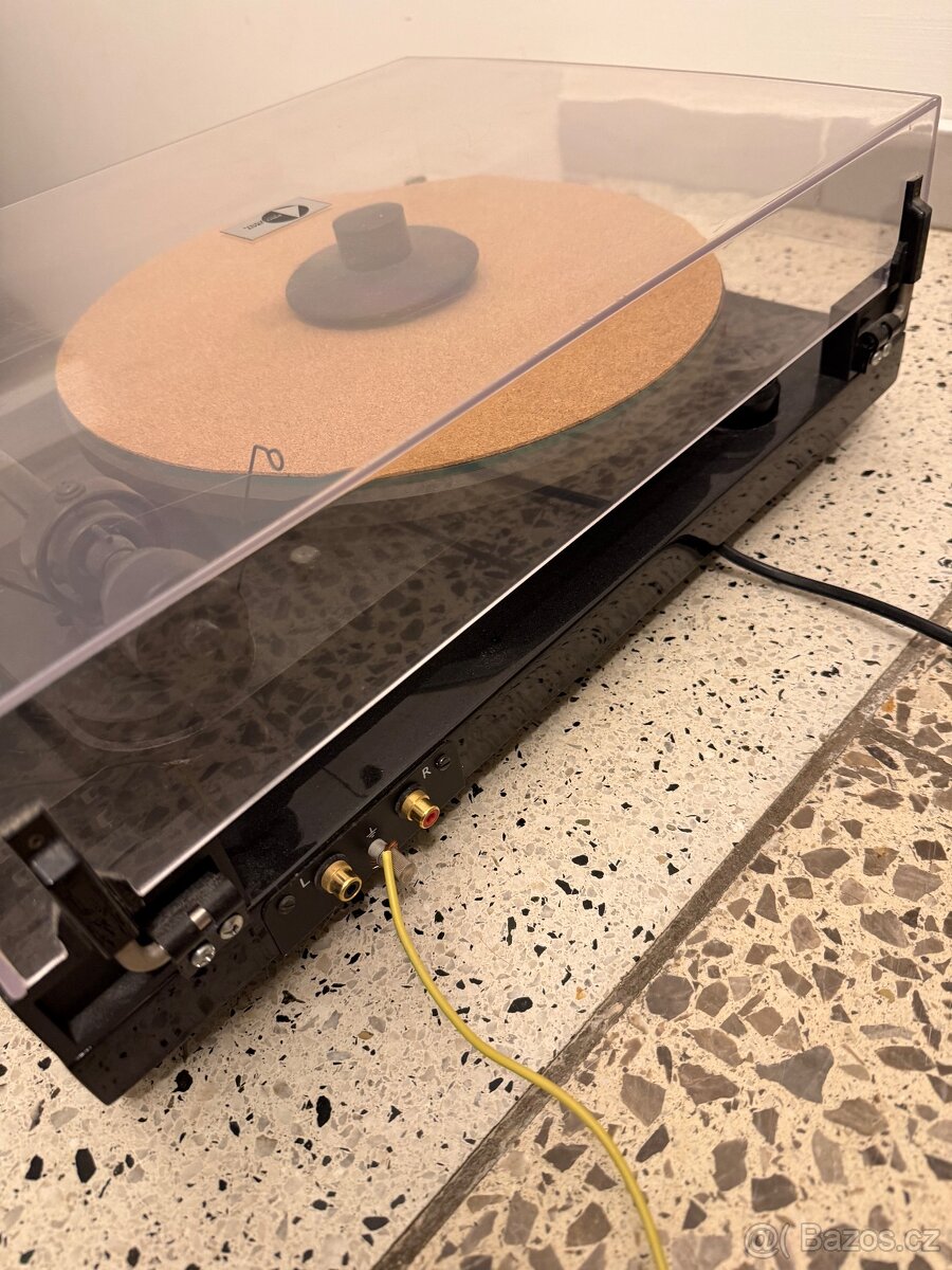 Gramofon Pro-Ject – skvělý stav, - 4