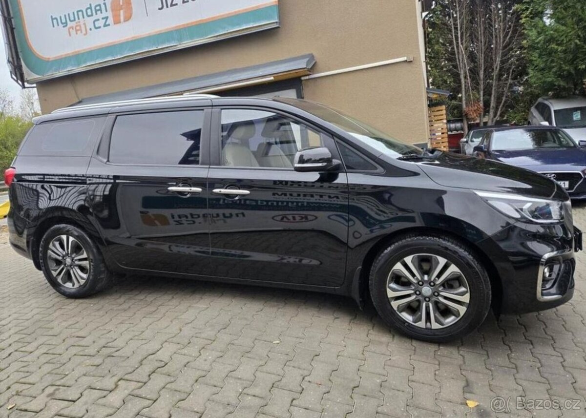 Kia Carnival 9 míst-REZERVACE1 - 4
