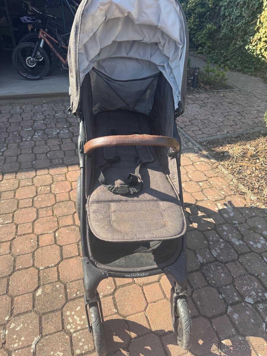 Skládací kočárek - 4