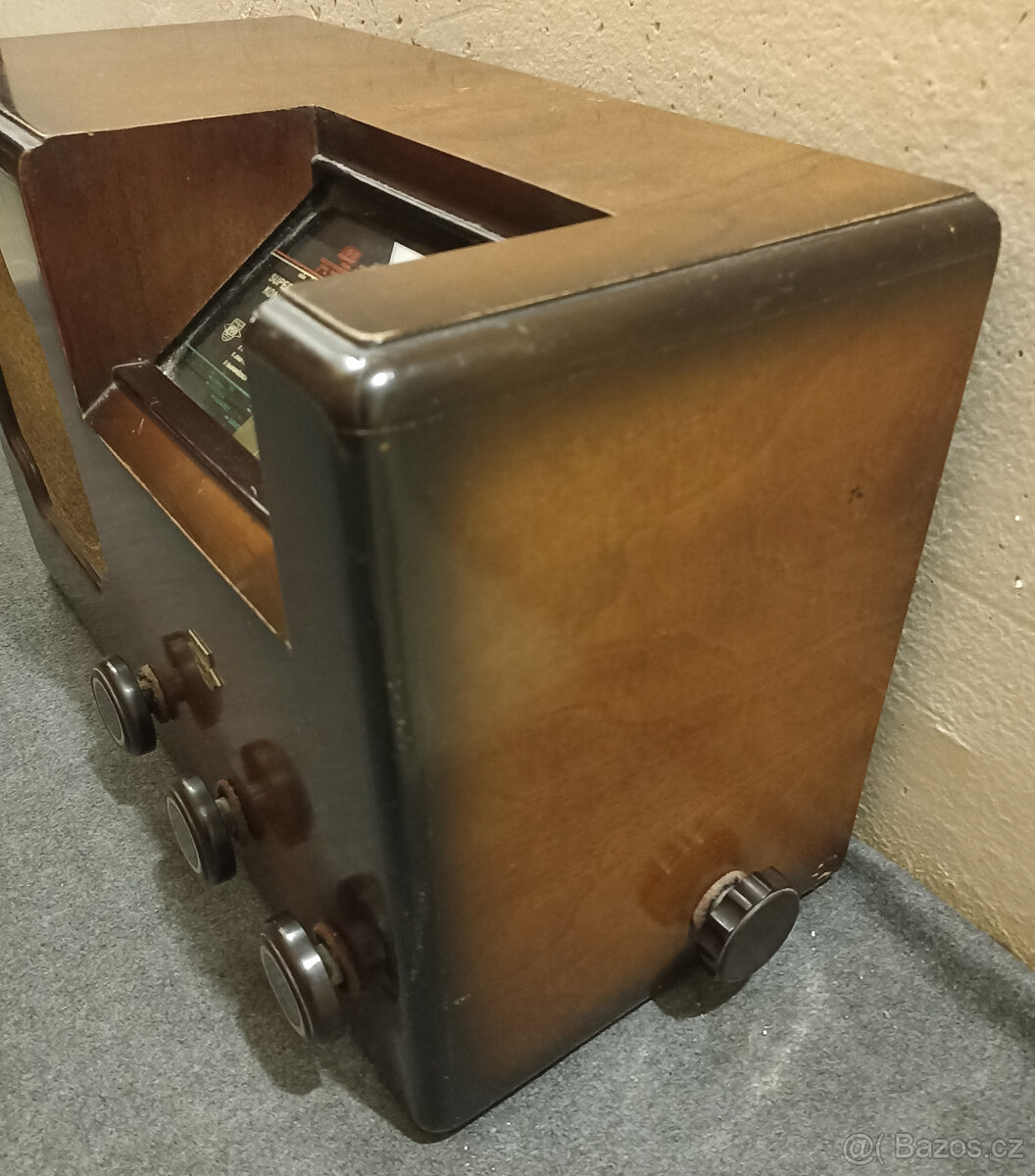 Staré rádio Empo Konsul - 4