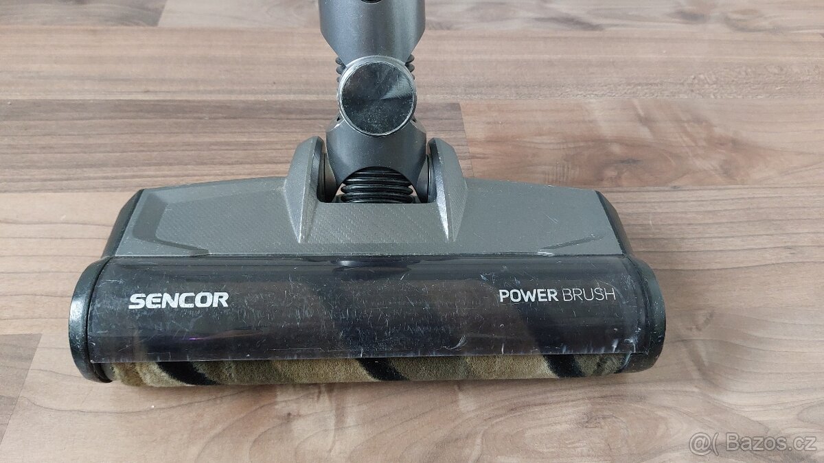 Tyčový vysavač Sencor SVC 0725BK - 4