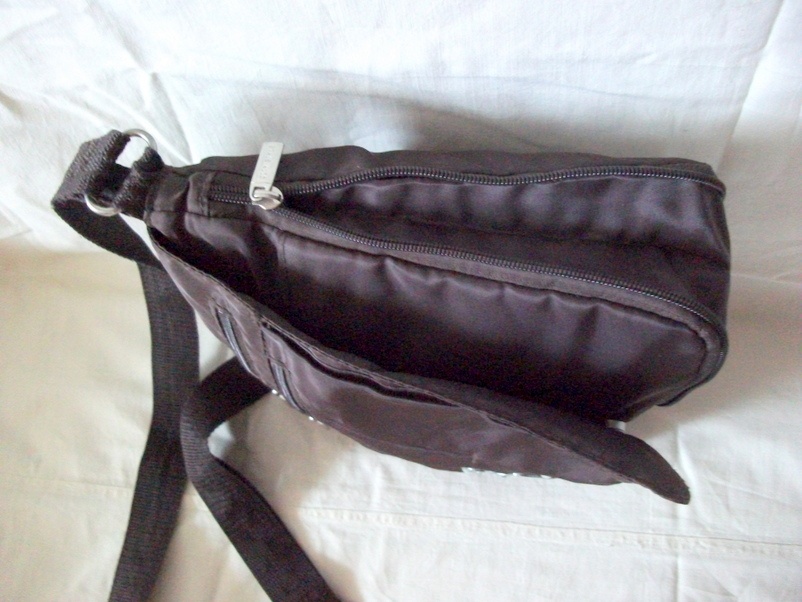 Crossbody KABELKA 26x27cm nastavitelná - 4