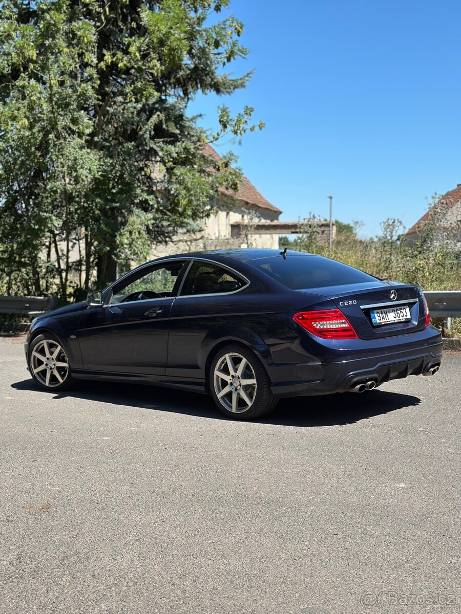 Mercedes w204 C220 CDI 2011 C63 AMG Paket - 4