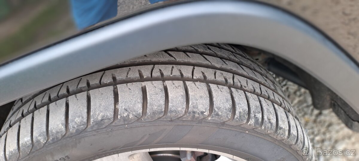 PRODÁM JEEP GRAND CHEROKEE. - 4