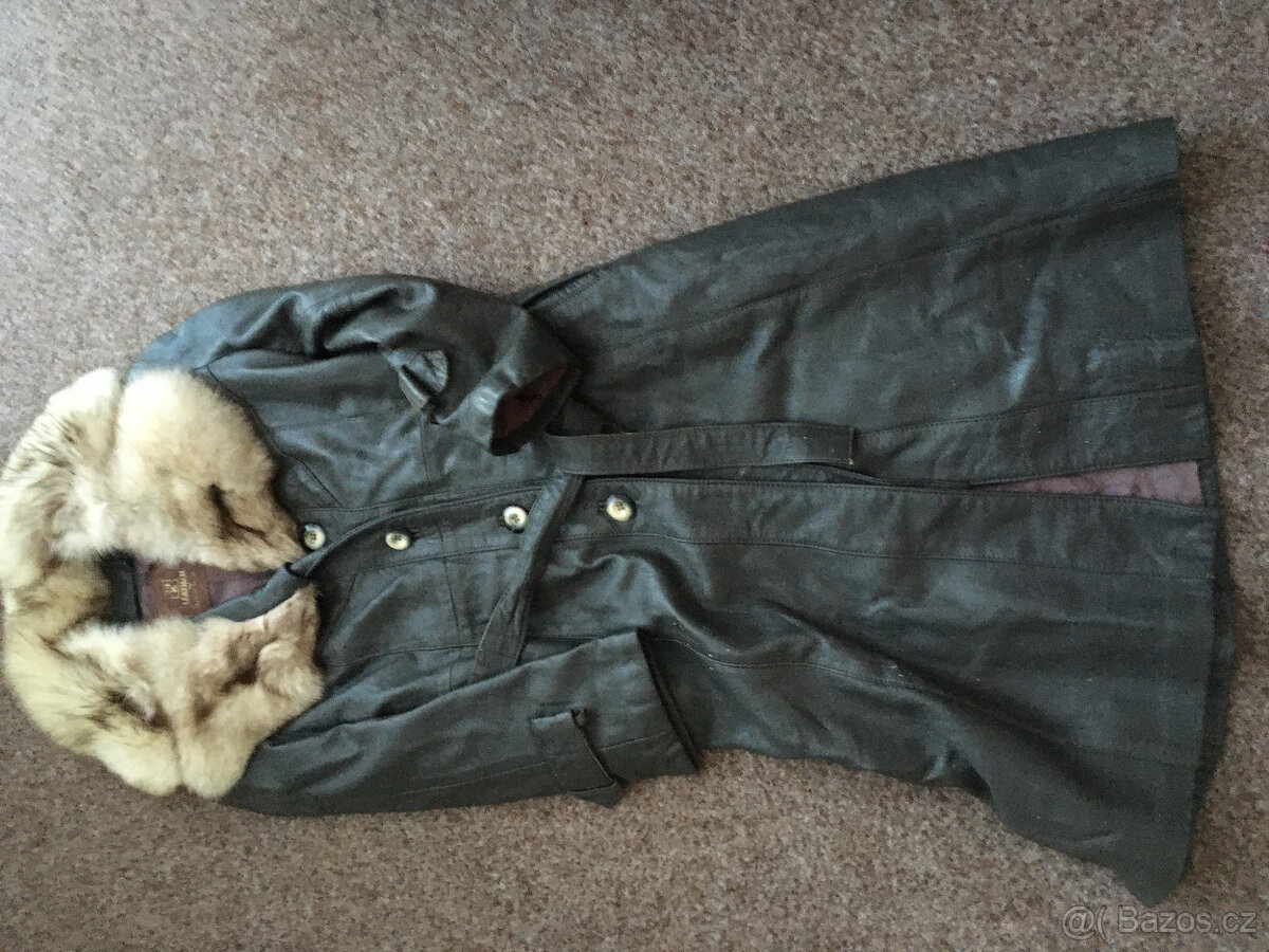 Kožený dámský kabát s pravým liščím límcem - 4