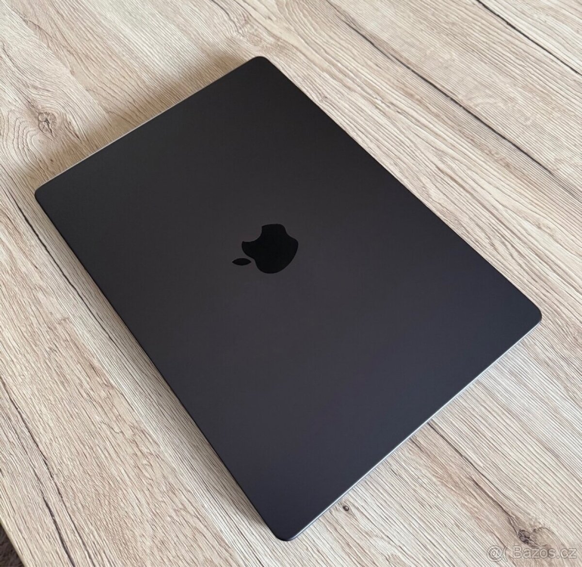 MacBook Pro 14 m4 16GB Ram/512GB SSD - jako nový - 4