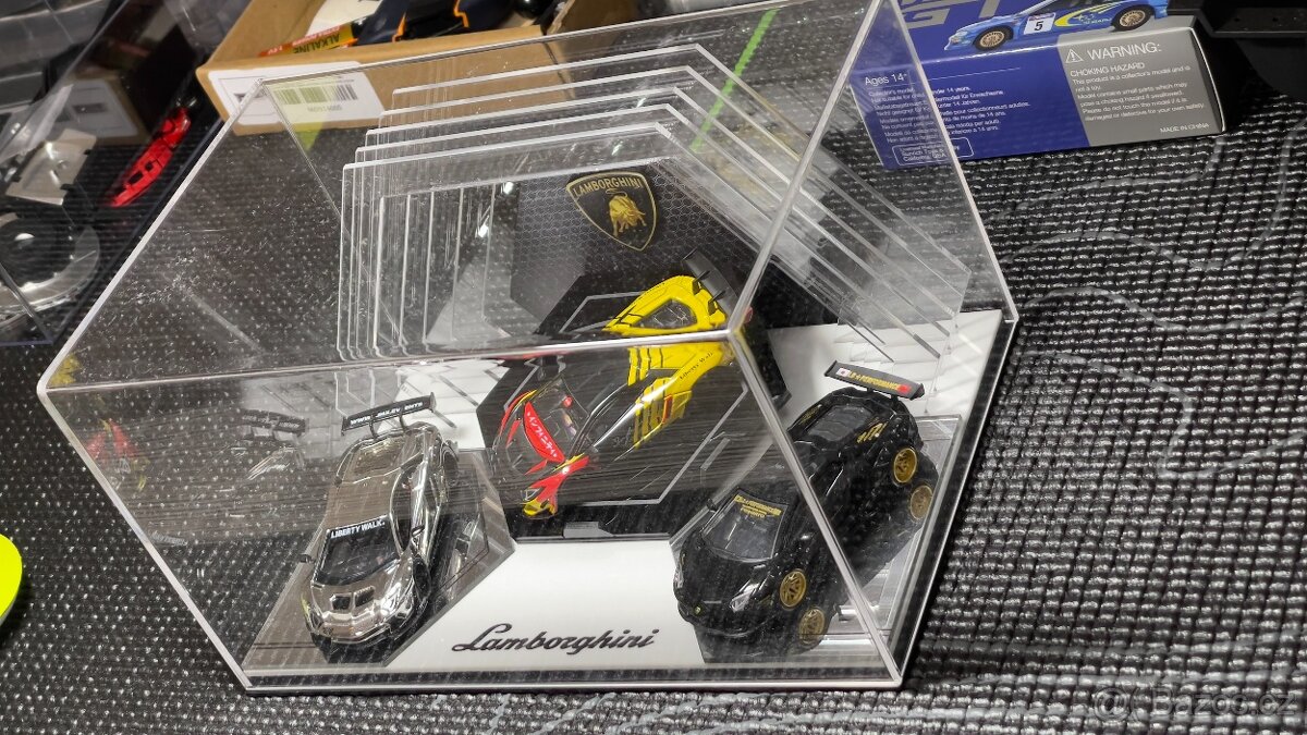 Vitrínka na modely 1:64 Lamborghini - 4