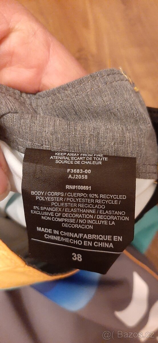 Kraťasy, Šortky Hurley - 4