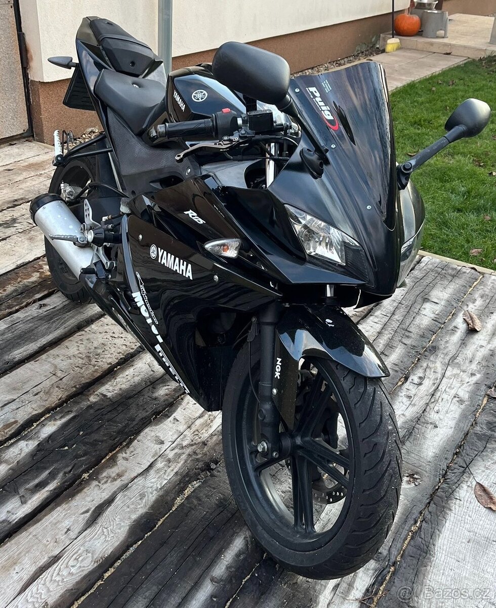 Yamaha yzf r125 - 4