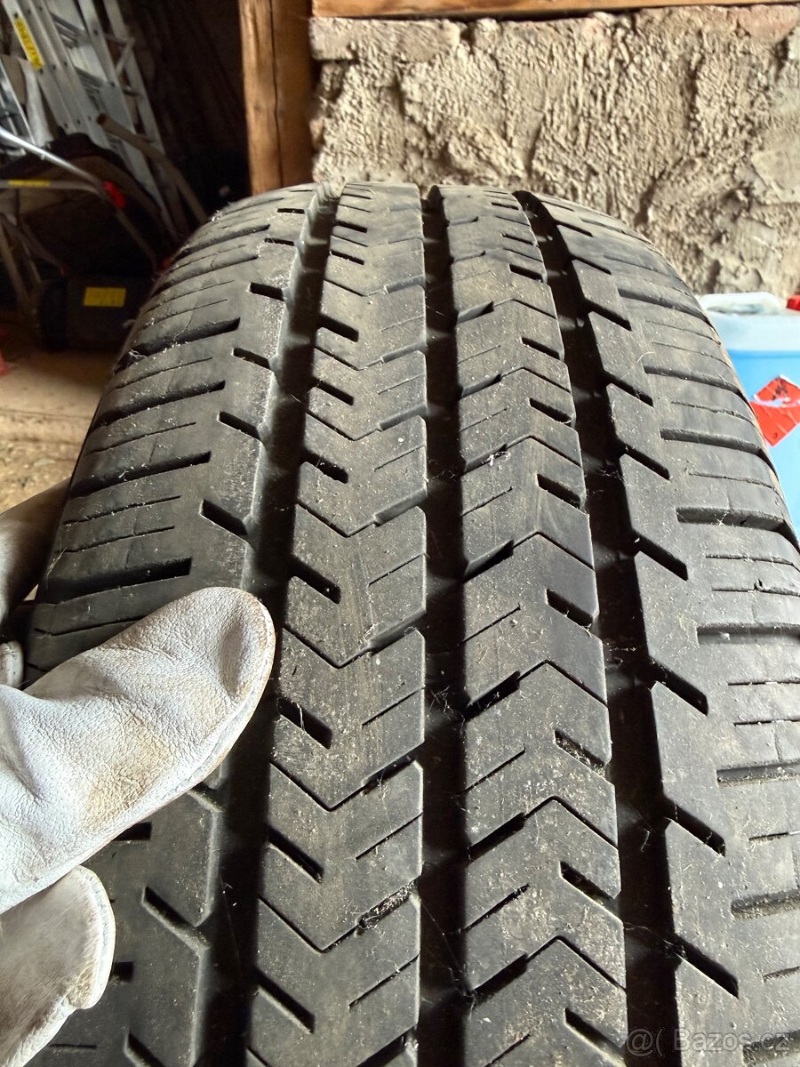 215/60r17c agilis Michelin - 4