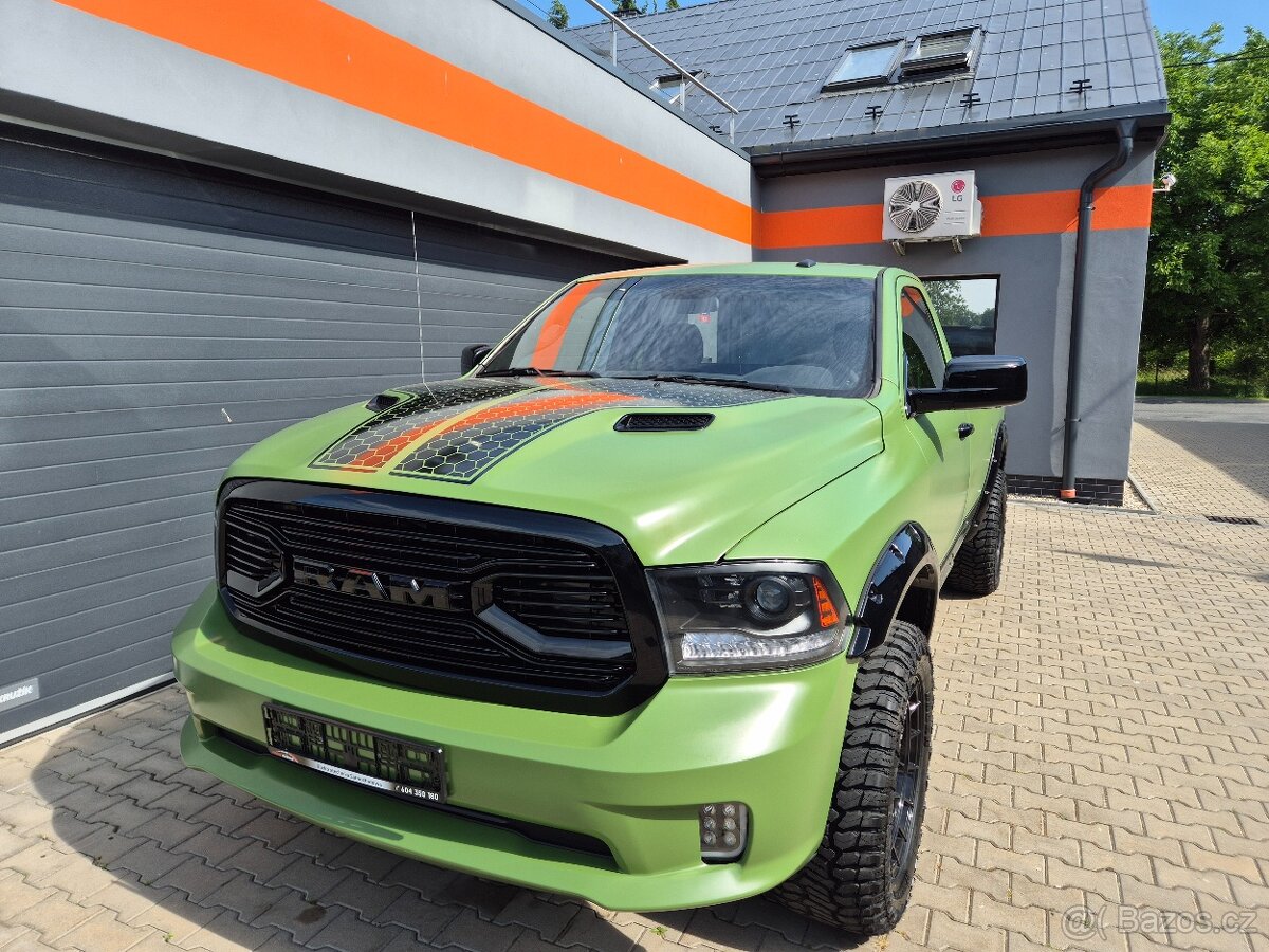 DODGE RAM 1500 5,7 HEMI SINGLE CAB 2022 28000km