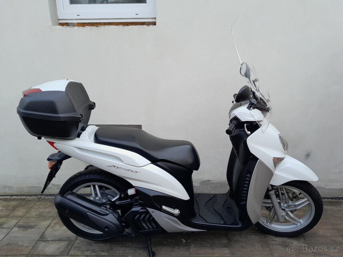 Yamaha Xenter 150, 2014, výborný stav, po servisu - 4