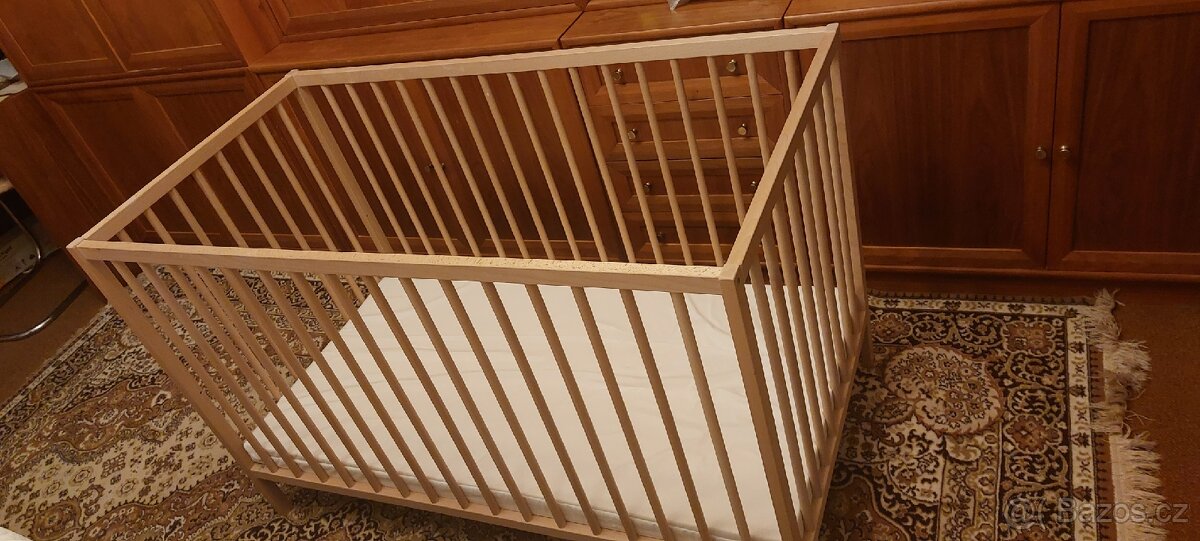 Dětská postýlka s matrací - 4