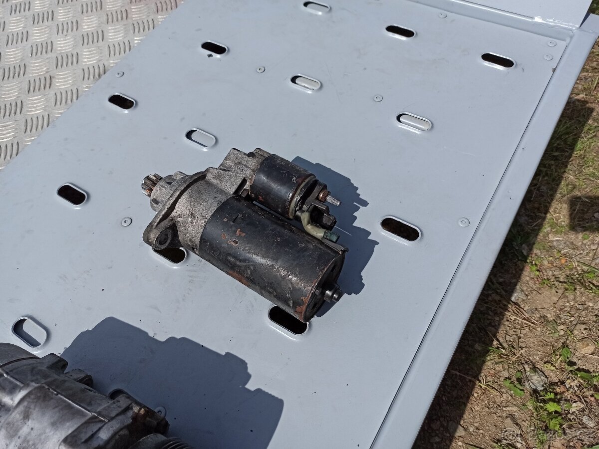 VW SHARAN - DÍLY MOTORU 1,9 TDi 96KW ASZ - 4