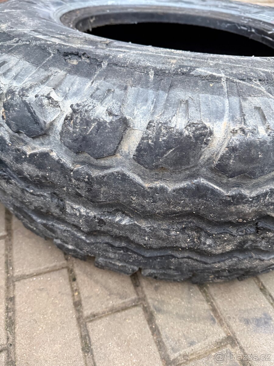 Vlek BSS 8t - pláště Barum - 4