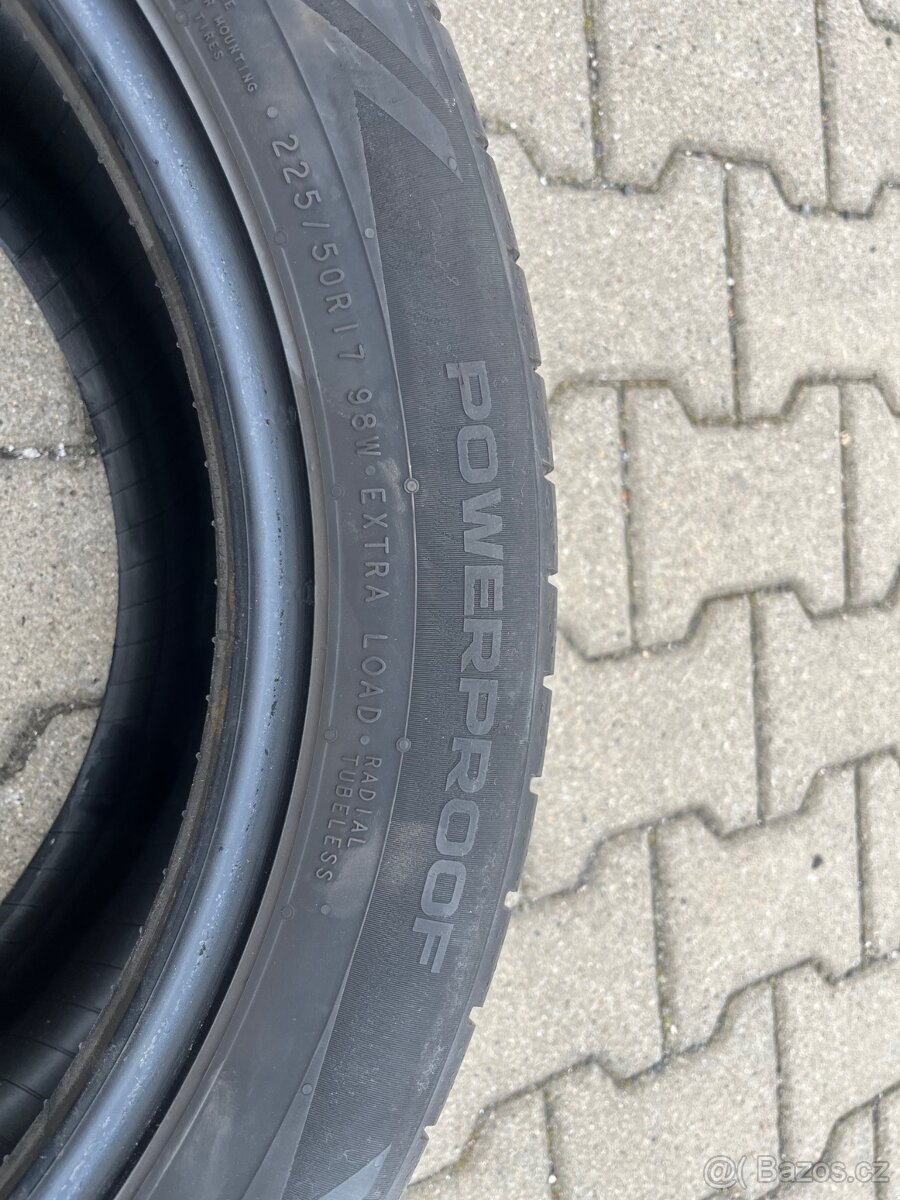LETNÍ PNEU NOKIAN 225/50 r17 - 4