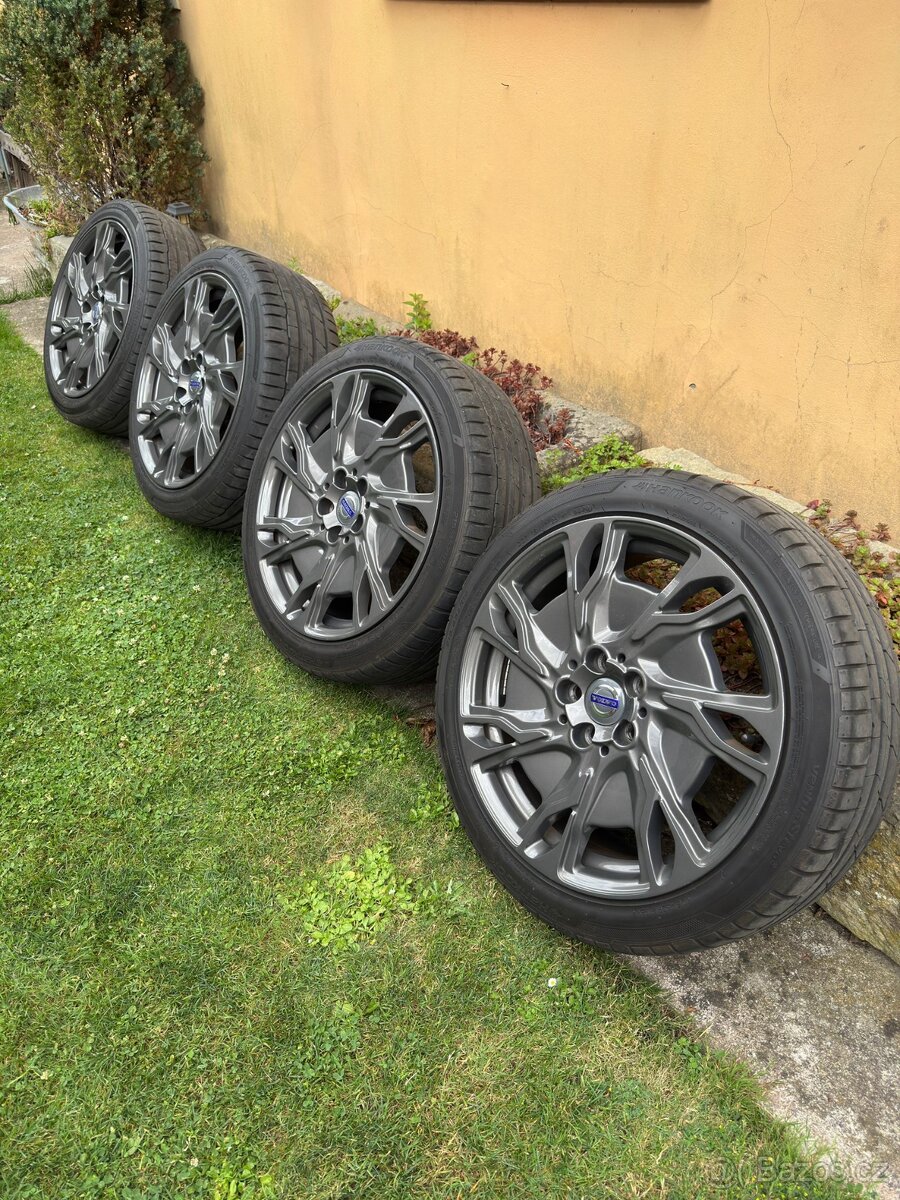 Originál ALU Volvo Ailos 18" 5x108 - V40, V50 - 4