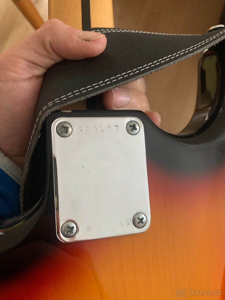 Prodám kopii Fender stratocaster - 4