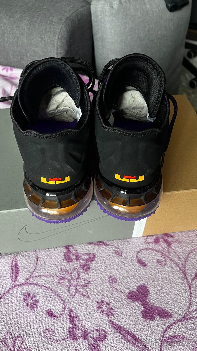 Nike LeBron 18 low Lakers vel. 45 - 4