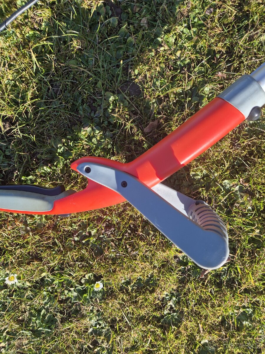 Sekačka strunová - 4