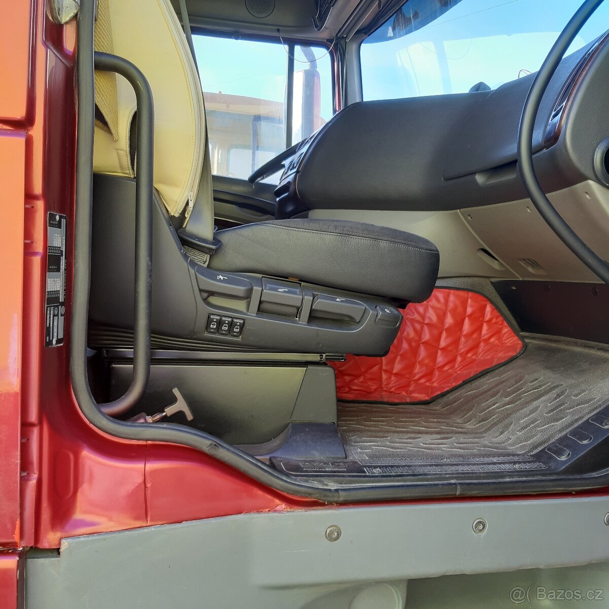 prodám DAF XF105 SSC460 12/2012 - 4