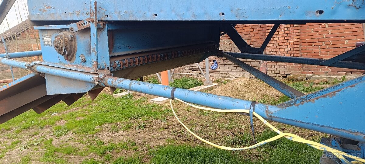 Drtič slámy E-512 - 4