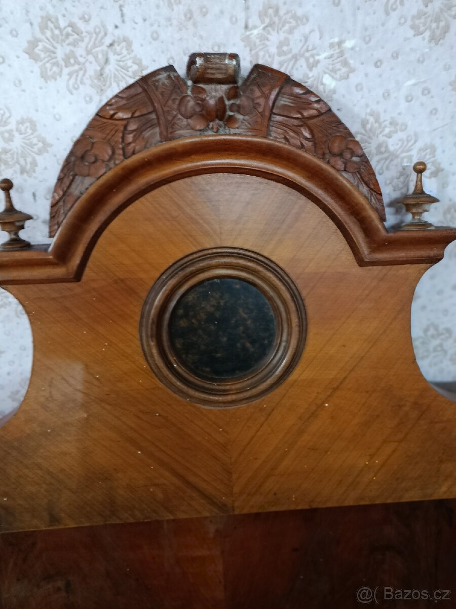 Starožitná postel - 4