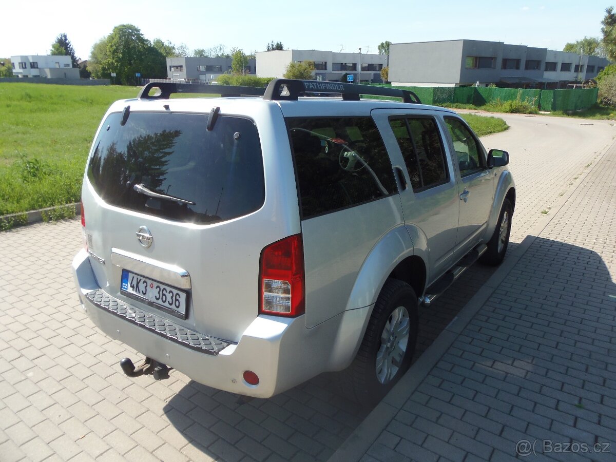 Nissan Pathfinder 2.5 DCi 4x4 tažné 3T