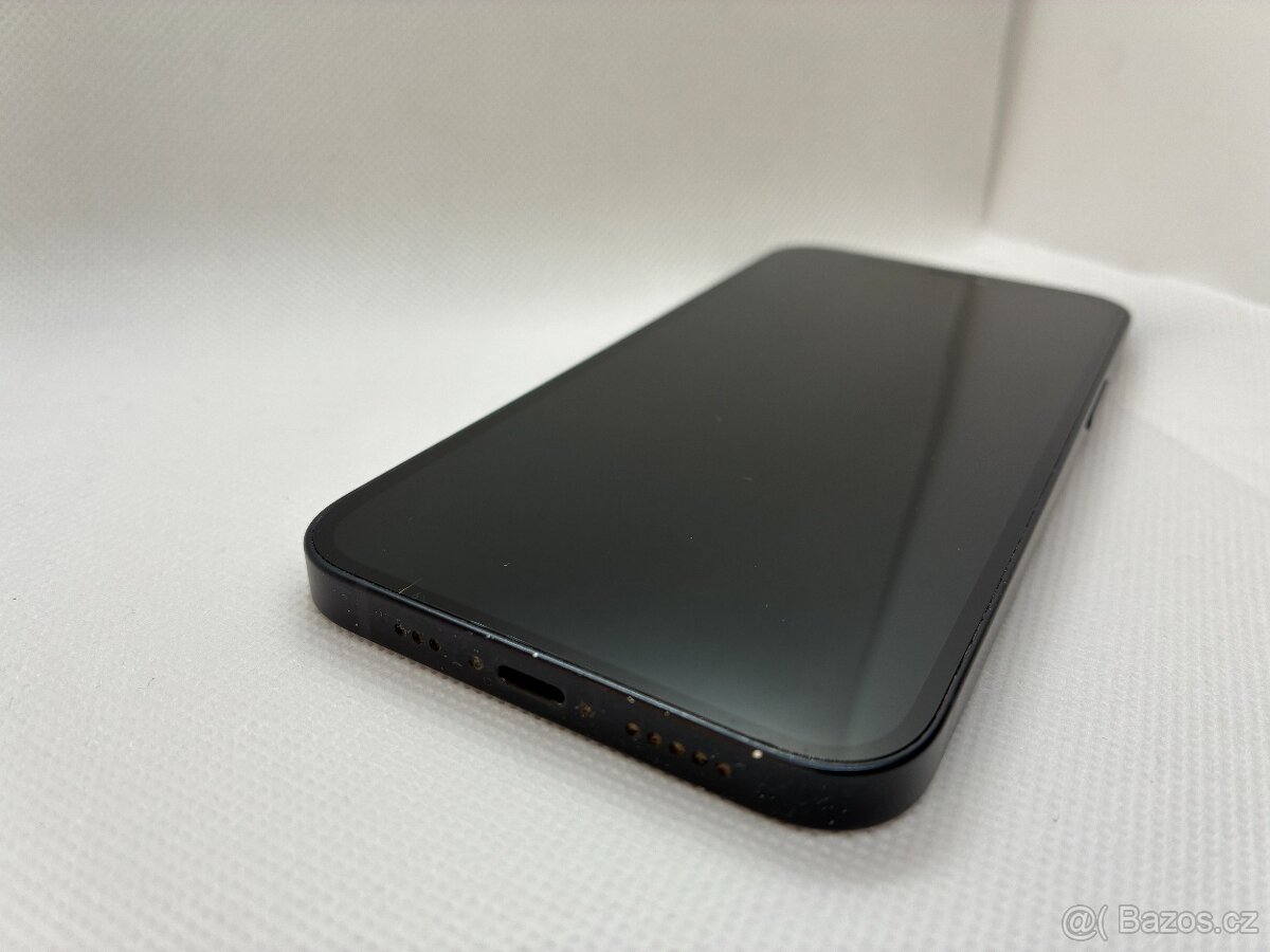 Apple iPhone 12 černý 64GB - 4