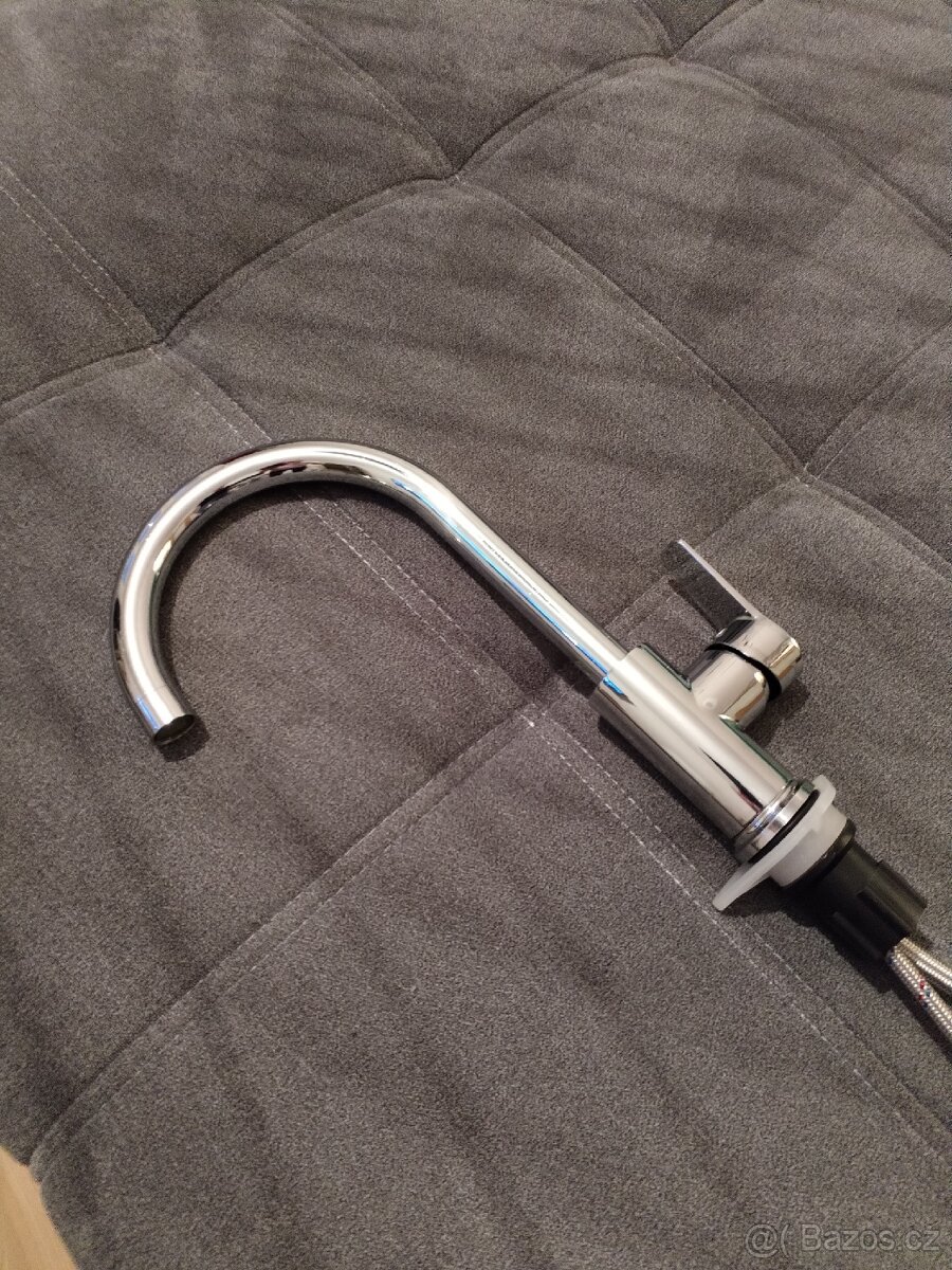 Dřezová kuchyňská baterie - 4