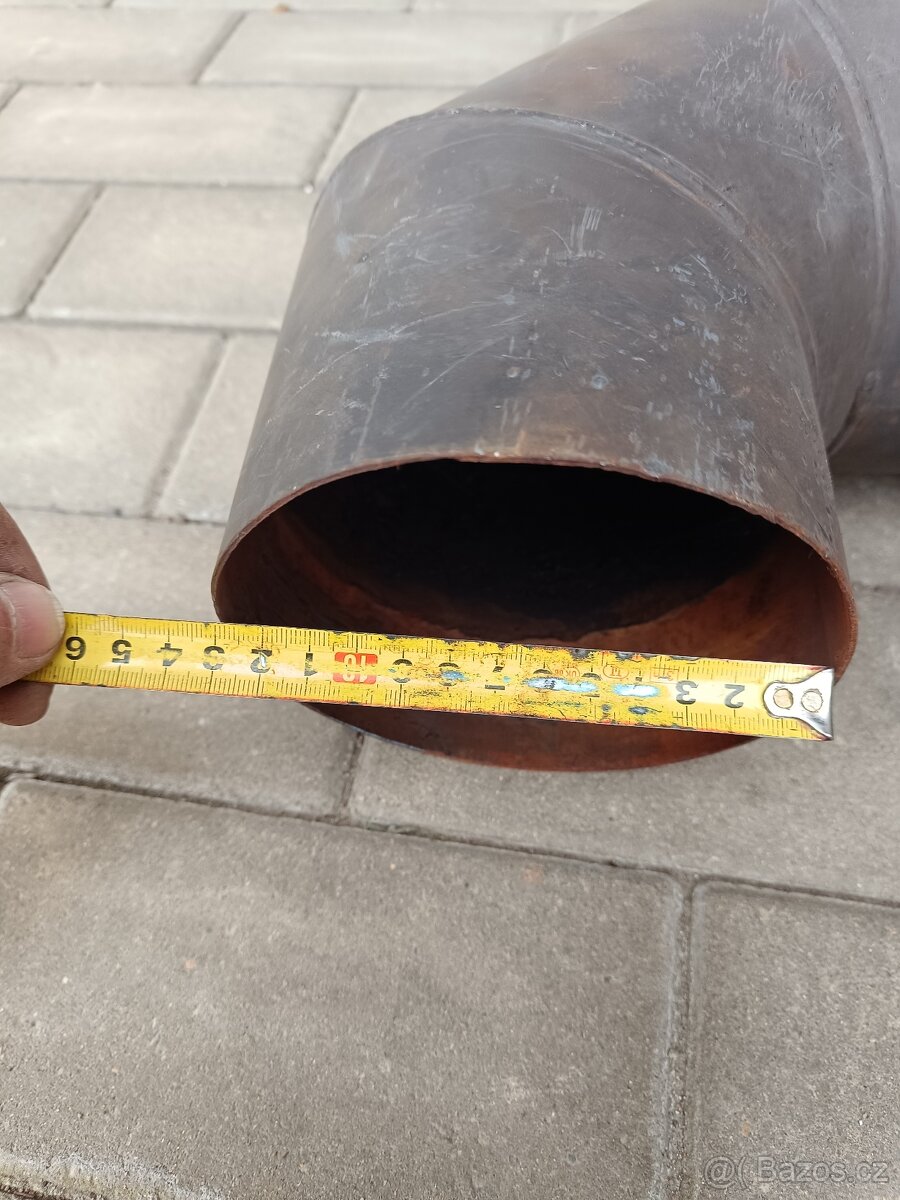 Kouřovod koleno trubka růžice 130 - 4