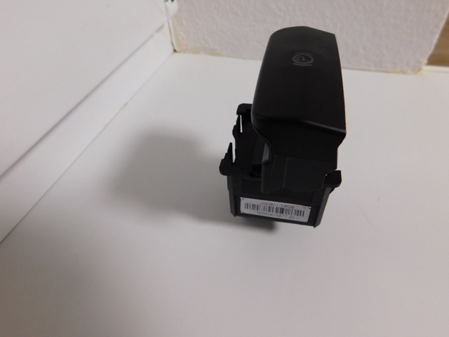 spínač ručnej ručni brzdy peugeot 3008 / 5008 /C6 / DS4 C4 - 4