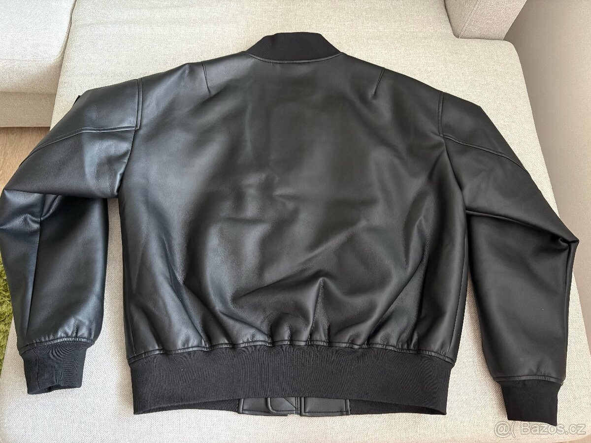 Pánská černá bunda bomber - Calvin Klein Jeans - 4