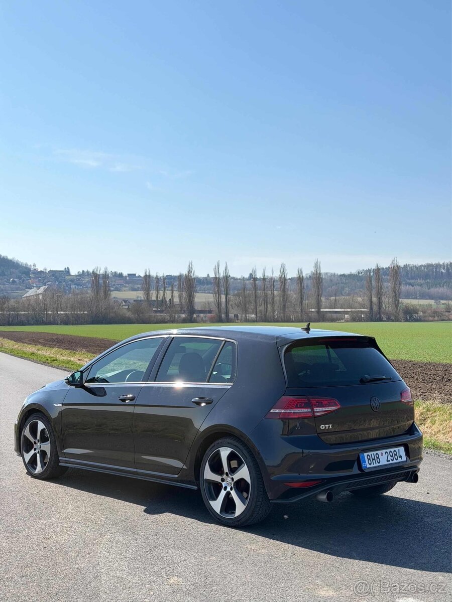 VW GOLF 7 GTI - 4