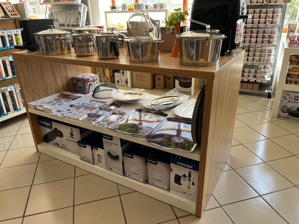 Prodejní regál - 4